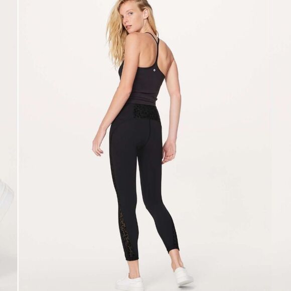 Lululemon Meant To Move 7/8 Tight (25") Black Flocked Floral Black Lace Sheer 8 - Picture 11 of 12